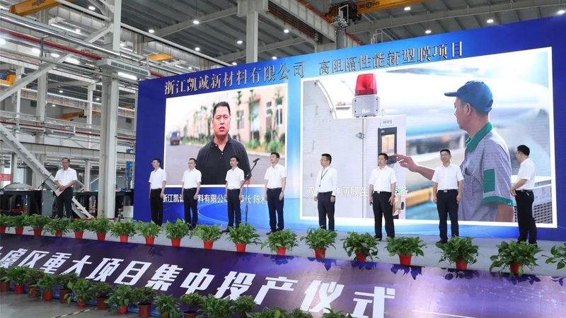 以下是一些在化工产品代理合同模板方面表现较好的网站：